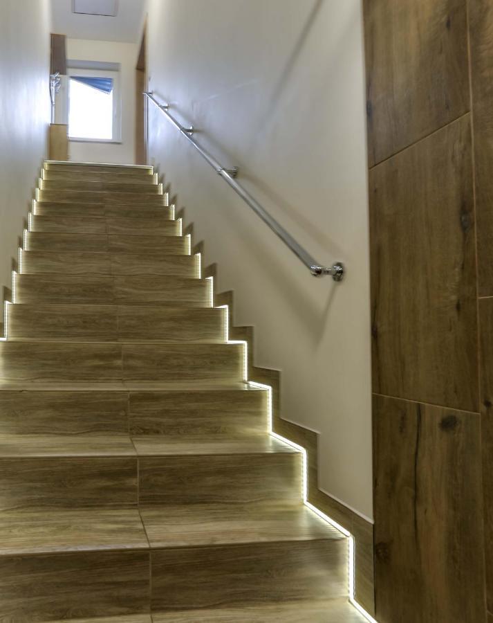 Apartament Led Sonoma Щирк Екстериор снимка